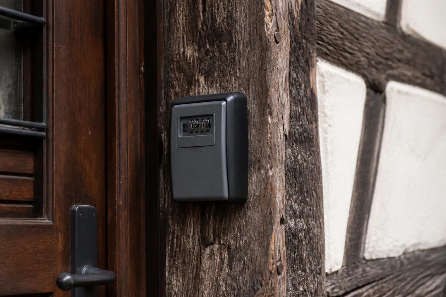 Boîte à clés en chambre d'hôtes : atout ou hérésie ?
