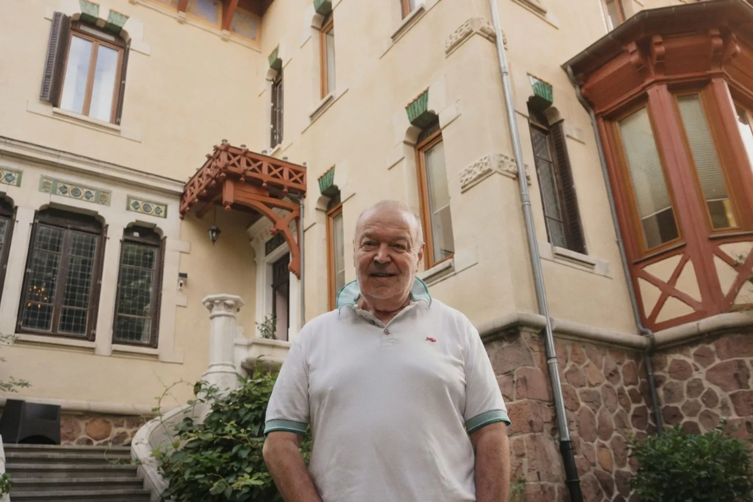 Chambres d’hôtes et Airbnb : au-delà de la concurrence, une hospitalité incarnée