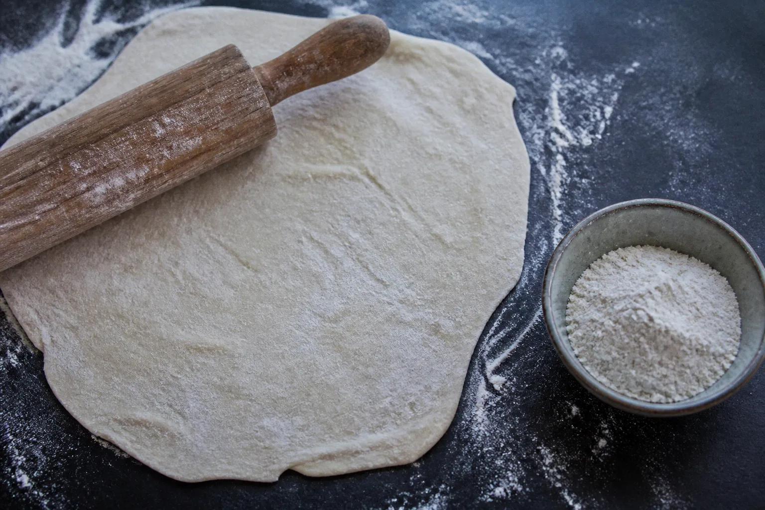 Tarte flambée maison : le piège de la pâte à pizza